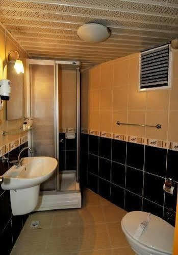 Ilicak Hotel Istanbul Ngoại thất bức ảnh